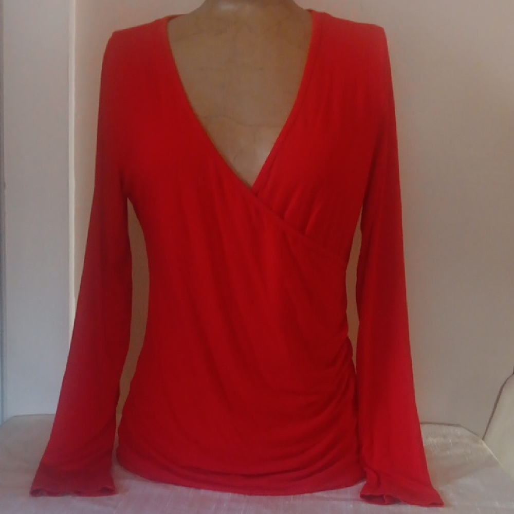 MangoPop Boutique Red Long Sleeve Cross Over Top